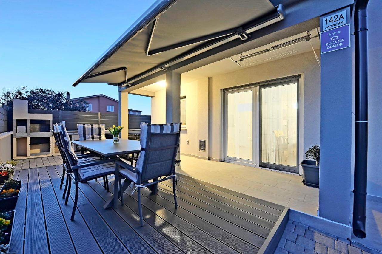 Casa Tara Three-Bedroom Holiday Home PUY Eksteriør bilde