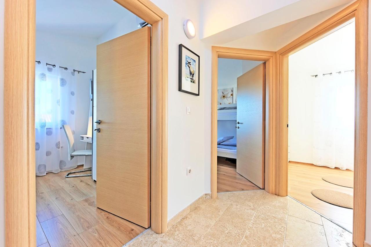 Casa Tara Three-Bedroom Holiday Home PUY Eksteriør bilde